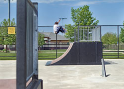 Joe Krok skateboarding at drake skate park in west bloomfield michigan Photography