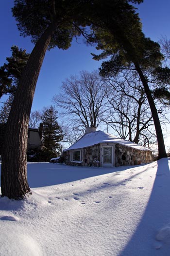 earl young mushroom house in charlevoix michigan in winter